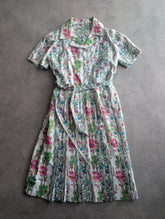 Vintage 1970s Floral Pleated Dress Women’s Medium White Pink Belted Cottagecore