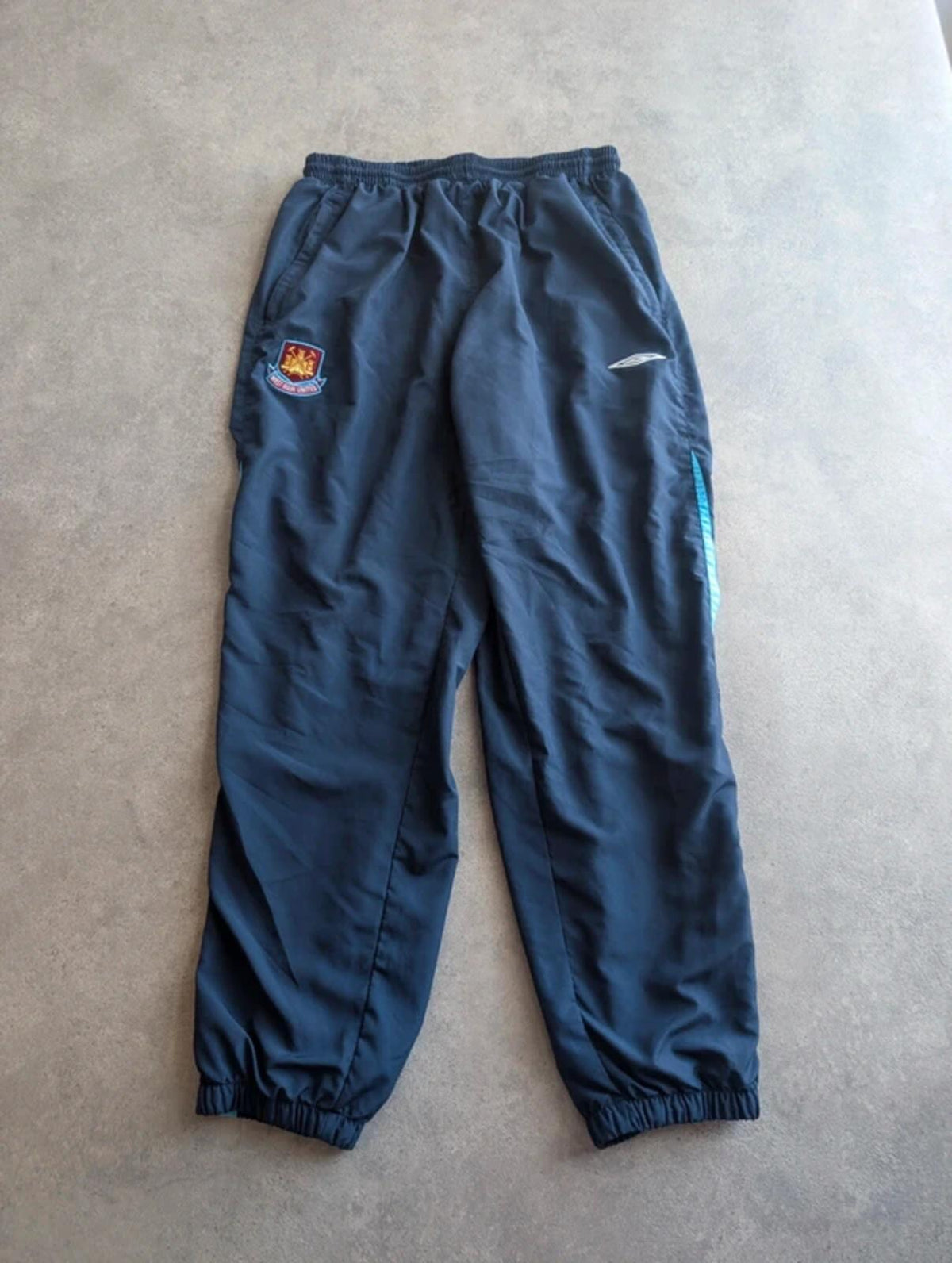 Vintage 1990s Umbro West Ham United Tracksuit Bottoms Men’s XL Navy Football