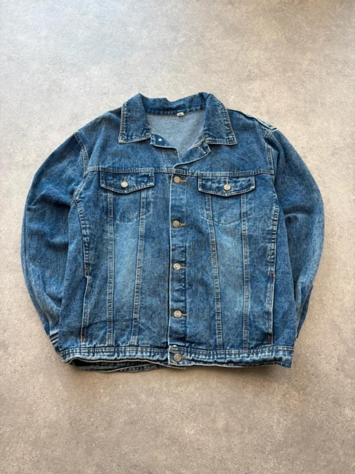 Y2K Denim Jacket Women’s Large Blue Oversized Trucker Jacket Vintage Western