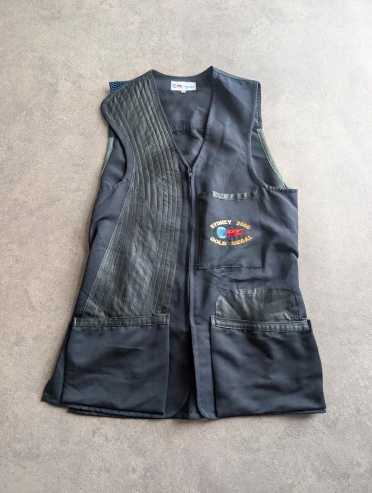 RTC Shooting Vest Men's Medium Black Clay Pigeon Shooting Sydney 2000 Gold Medal
